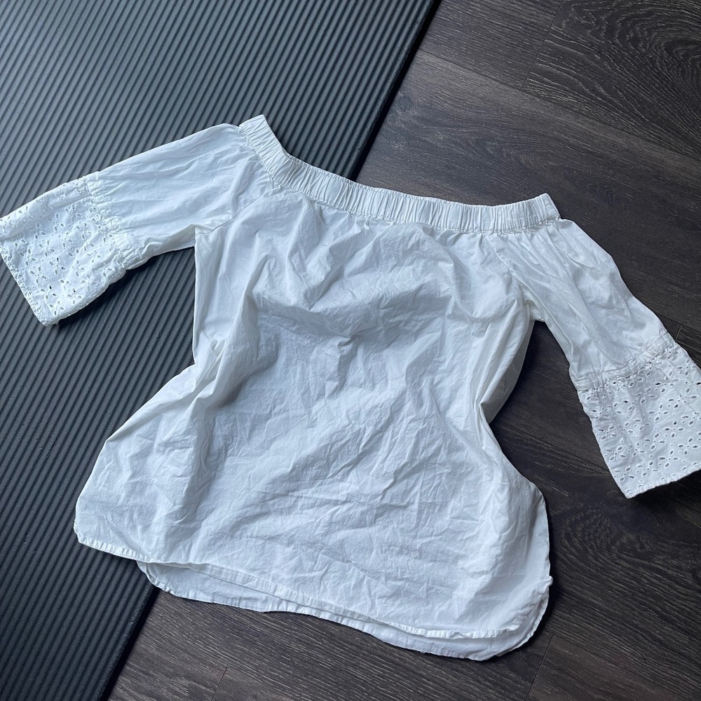 White 100% cotton maternity shirt